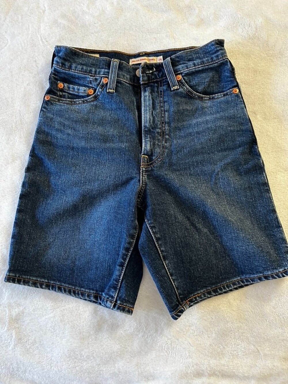 Levi's Premium high waisted jean shorts size 24